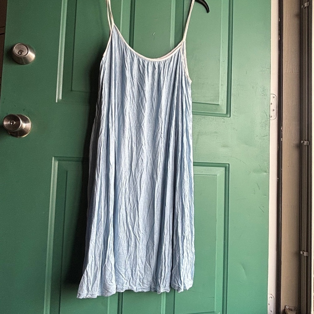 Jordann size XL ladies gown so soft